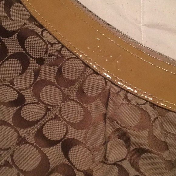 COACH Vintage Handbag Purse / Bag, Authentic, Brown and Gold - Picture 6 of 11